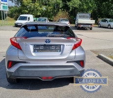 TOYOTA C-HR 1.8 Hybrid Dynamic e-CVT ÜLÉSFŰTÉS-GYÁRI 18 ZOLL ALUFELNI-EXTRÁS