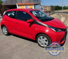 TOYOTA AYGO 1.0 x-cool ELSŐ GAZDÁS-CSAK 40.000 KM-TEMPOMAT