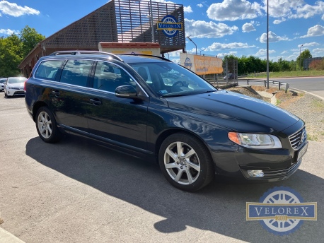 VOLVO V70 2.0 D [D4] Momentum Geartronic 5 HENGERES-SZERVIZELT-BŐRBELSŐS-EXTRÁS!!!