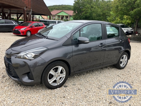 TOYOTA YARIS 1.0 VVT-i Active TOLATÓKAMERA-ALUFELNI-KEVÉS KM-EXTRÁS!!!