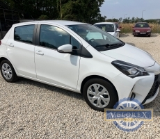 TOYOTA YARIS 1.0 VVT-i Active ELSŐ GAZDÁS-GYÁRI FÉNYEZÉS-T.KAMERA.EXTRÁS