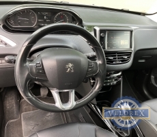 Peugeot 2008 1,6 BlueHDi