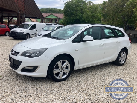 Opel Astra J Touter 1,7 CDTi Active