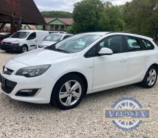 Opel Astra J Touter 1,7 CDTi Active