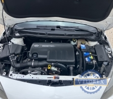 Opel Astra J Touter 1,7 CDTi Active