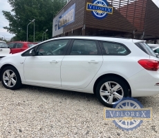 Opel Astra J Touter 1,7 CDTi Active