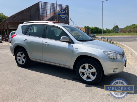 Toyota Rav4 2,2 D-4D 4*4 Sol
