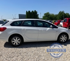 Opel Astra J Sports Touer 1,6 Enjoy