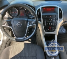 Opel Astra J Sports Touer 1,6 Enjoy