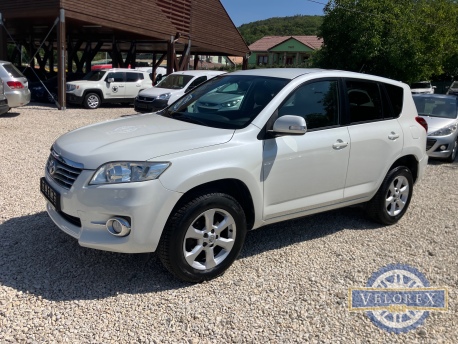 Toyota Rav4 2,2 D-4D