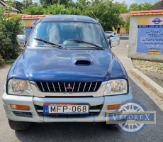 Mitsubishi L200 Pick Up 2,5 TD 4WD