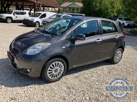 Toyota Yaris 1,033 Exe