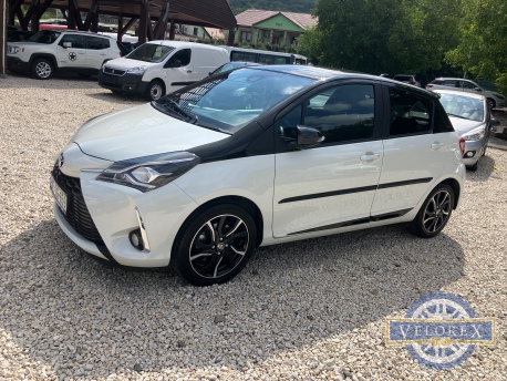 Toyota Yaris 1,5 Dual VVT.i Selection White