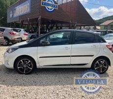 Toyota Yaris 1,5 Dual VVT.i Selection White