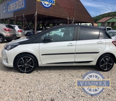 Toyota Yaris 1,5 Dual VVT.i Selection White