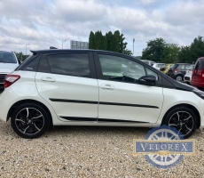 Toyota Yaris 1,5 Dual VVT.i Selection White