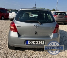 Toyota Yaris 1,3 Terra